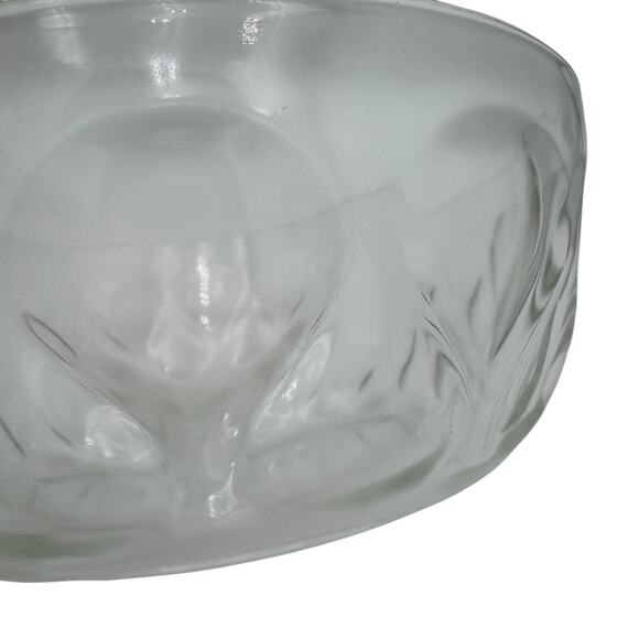 Vintage Pyrex Bowl Teardrop Thumbprint 10" Serving or Mixing - Picture 2 of 6